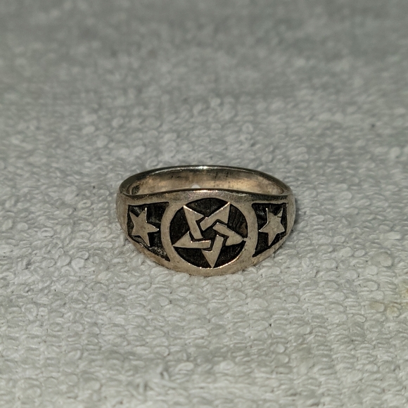 Vintage Pentacle Ring 925 Fashion Jewelry  size 7.5 - Picture 1 of 10